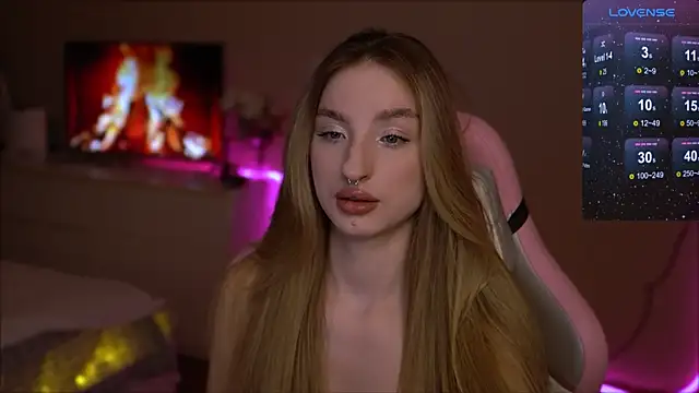 Lexy kiky online show from 02/10/25, 01:14