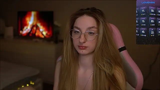 Lexy kiky online show from 02/15/25, 08:33