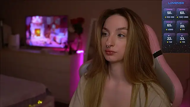 Lexy kiky online show from 02/19/25, 11:46