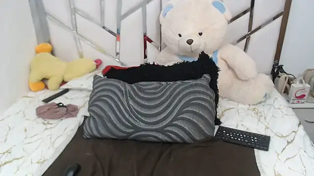 celestesouzalatin online show from 06/14/26, 02:24