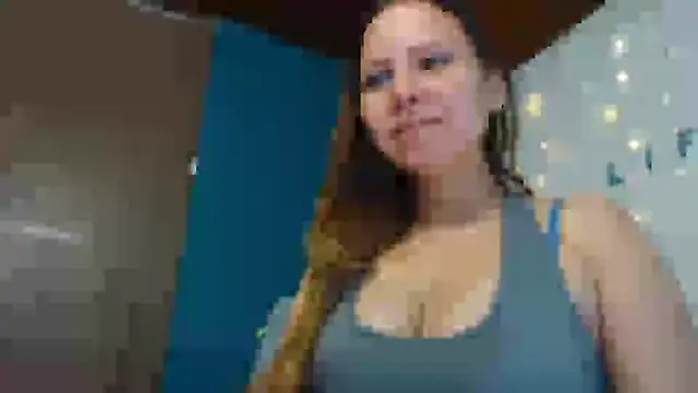 camila delarosa online show from 12/10/24, 12:27