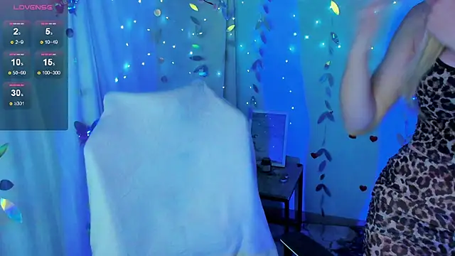 Sweet me  online show from 08/03/26, 06:01