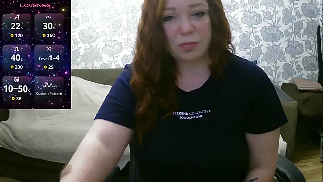 Snapshot of Sabrina_Poison chatting on 11/25/25, 05:18 Sabrina Poison online show from 11/25/25, 05:18