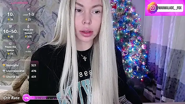 Snapshot of Marmalade_Fox chatting on 12/17/25, 04:57 Marmalade Fox online show from 12/17/25, 04:57