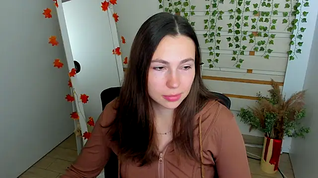 Lexy flower online show from 10/09/25, 12:36