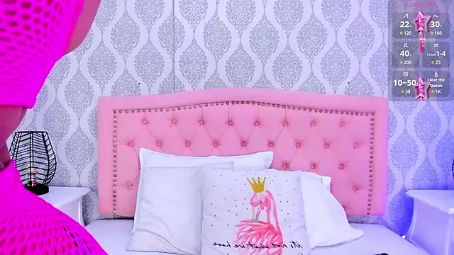 Snapshot of Valerith_Vega_ chatting on 11/10/25, 12:04 Valerith Vega online show from 11/10/25, 12:04