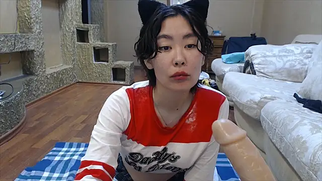 Snapshot of Kunimitsuu_ chatting on 02/09/25, 05:54 Kunimitsuu online show from 02/09/25, 05:54