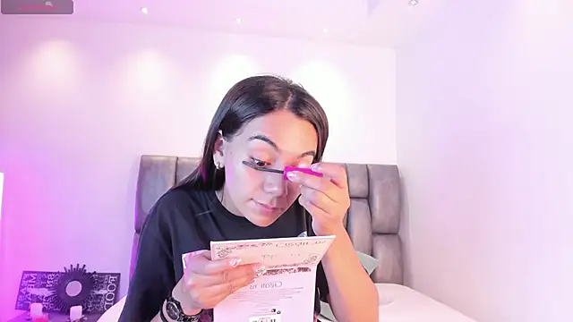 martina mancini online show from 12/24/24, 03:05