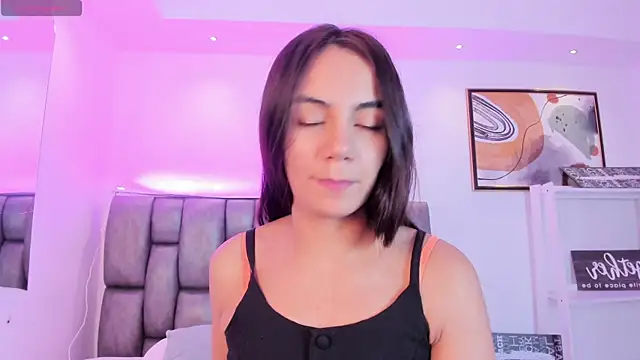 martina mancini online show from 09/25/25, 01:15