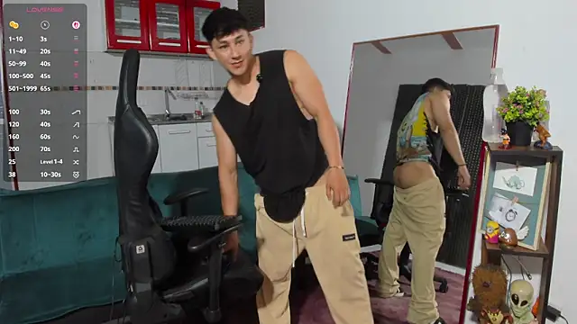 Snapshot of jacques_cardiet chatting on 10/15/25, 01:44 jacques cardiet online show from 10/15/25, 01:44