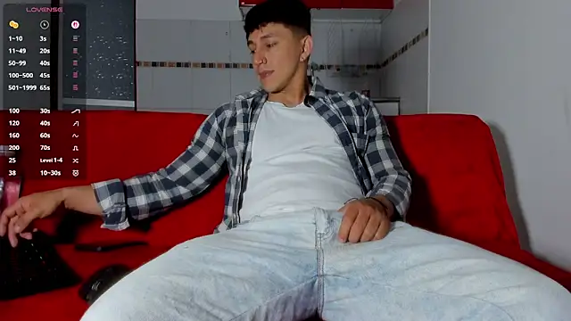 Snapshot of jacques_cardiet chatting on 10/27/25, 11:36 jacques cardiet online show from 10/27/25, 11:36