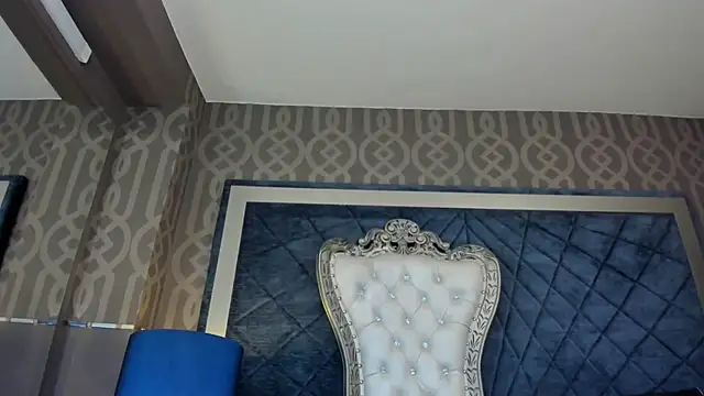 Snapshot of Janna_Rousse_ chatting on 02/04/26, 12:00 Janna Rousse online show from 02/04/26, 12:00