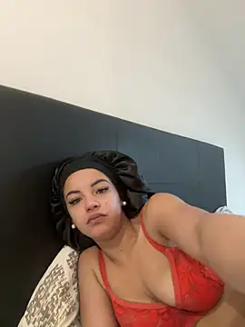 Snapshot of Lalionne58 chatting on 02/21/25, 02:16 Lalionne58 online show from 02/21/25, 02:16