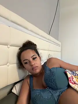 Snapshot of Lalionne58 chatting on 10/16/25, 09:10 Lalionne58 online show from 10/16/25, 09:10