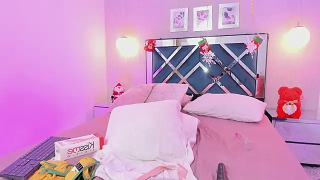 Miakhalifa 7 online show from 12/31/24, 03:31