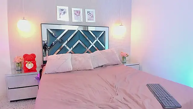 Miakhalifa 7 online show from 01/24/25, 11:37