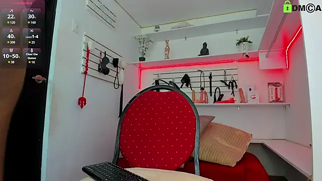 Alejandra Dunn online show from 12/14/24, 03:58