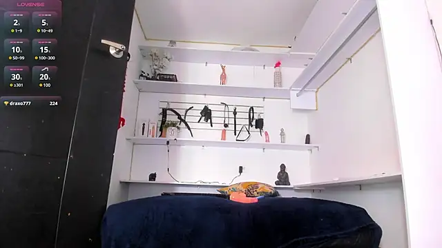 Alejandra Dunn online show from 02/27/25, 04:43