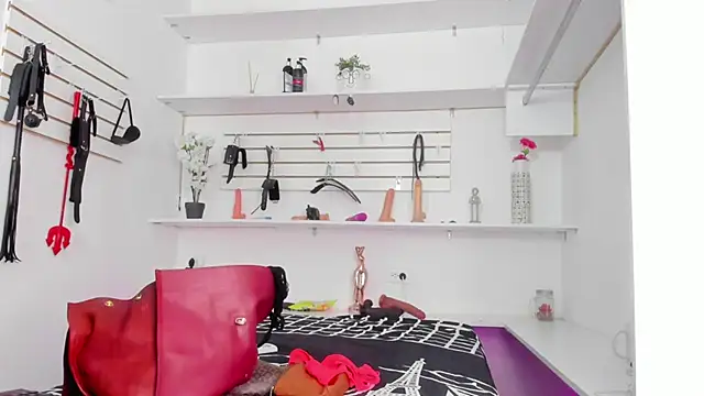 Alejandra Dunn online show from 10/01/25, 01:28