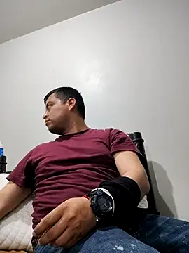 Snapshot of Potro23hotzen chatting on 11/07/25, 07:25 Potro23hotzen online show from 11/07/25, 07:25