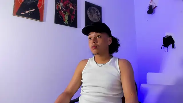 GaelOconnerr online show from 12/11/24, 04:49