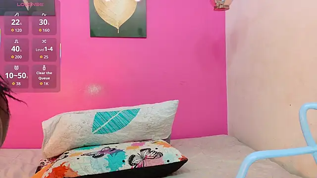 Snapshot of MiissBNasty chatting on 11/17/25, 07:30 MiissBNasty online show from 11/17/25, 07:30