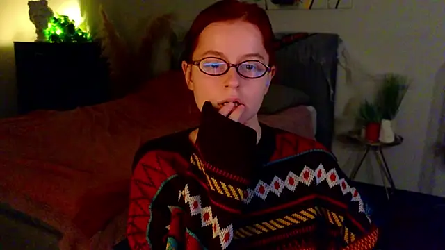 reb luvng online show from 10/23/25, 01:54