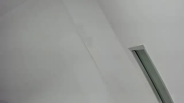 Oriana Guzman online show from 09/19/25, 10:10