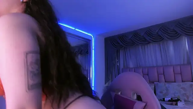 albaismynameX online show from 12/04/24, 12:14