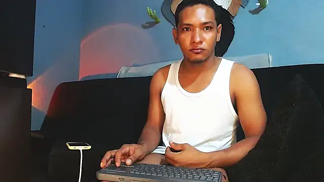 Grandeygruesa1 online show from 06/10/26, 10:47