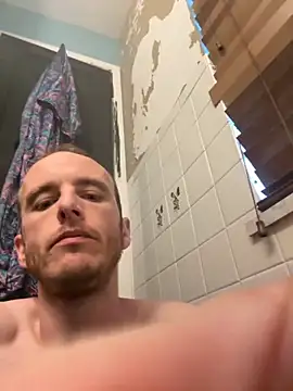 Snapshot of tleaper21101 chatting on 10/21/25, 01:01 tleaper21101 online show from 10/21/25, 01:01