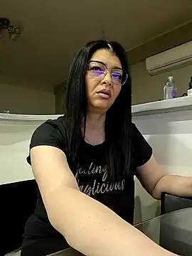 Snapshot of Milf_Abigail chatting on 01/23/25, 11:26 Milf Abigail online show from 01/23/25, 11:26