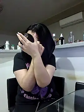 Milf Abigail online show from 10/03/25, 01:35