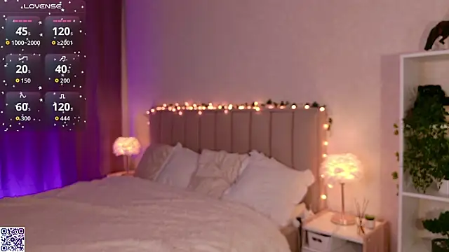 Snapshot of LeraKit chatting on 11/19/25, 03:12 LeraKit online show from 11/19/25, 03:12