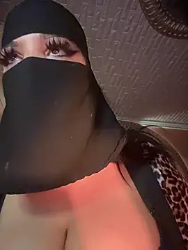 Snapshot of ORLA86 chatting on 10/04/25, 07:56 ORLA86 online show from 10/04/25, 07:56