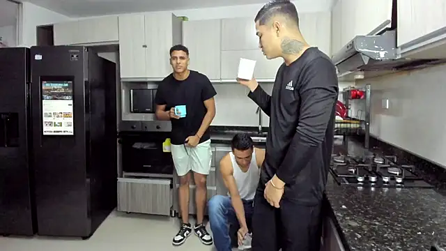 badguyss bisex online show from 09/19/25, 11:22