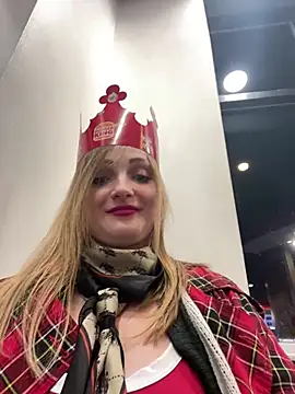 LadyTatiana Madam online show from 01/02/25, 06:12