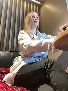 LadyTatiana Madam online show from 01/17/25, 09:49