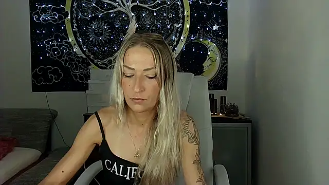 SexxyLiviaa online show from 09/16/25, 05:36