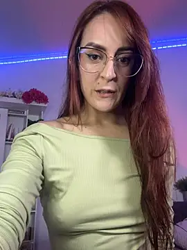 Buttyy Cherry online show from 05/24/26, 06:02