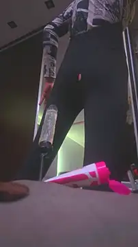 BodyandlegginLover online show from 09/18/25, 03:03