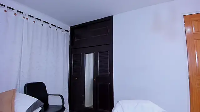 AURORA FRANKLIN online show from 12/05/24, 06:55