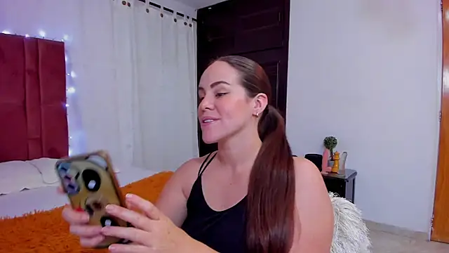 AURORA FRANKLIN online show from 01/08/25, 01:09
