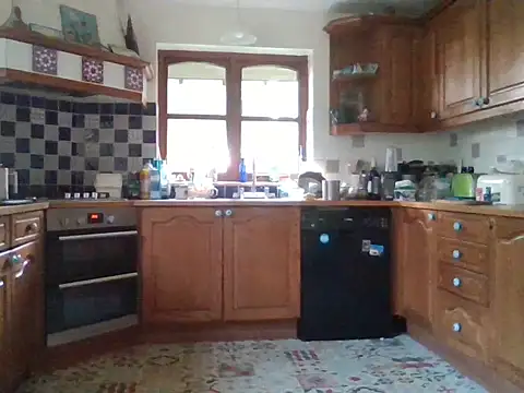 Snapshot of jakjak106 chatting on 09/28/25, 10:53 jakjak106 online show from 09/28/25, 10:53