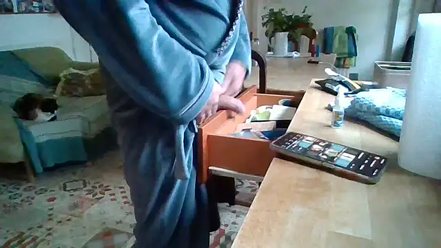 Snapshot of jakjak106 chatting on 12/01/25, 10:31 jakjak106 online show from 12/01/25, 10:31