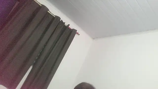 UncutToyBoy23cm online show from 11/02/25, 10:01