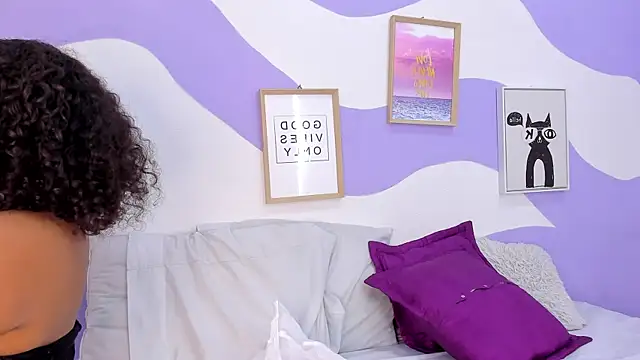 MONAAXXX  online show from 01/21/25, 02:26