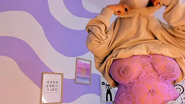 MONAAXXX  online show from 03/12/25, 03:51