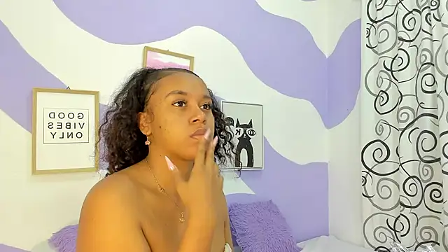 MONAAXXX  online show from 03/18/25, 01:09