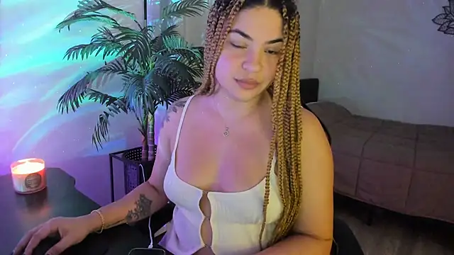 MelSaunders online show from 12/18/24, 02:53